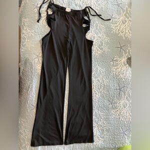 Shein woman size medium draw string each side flare pants